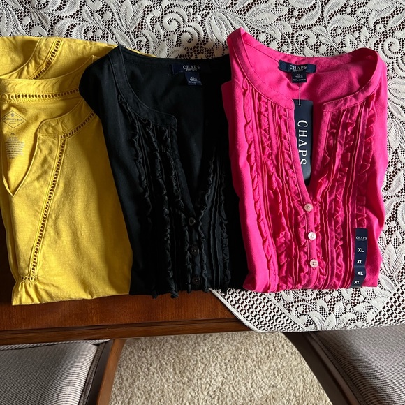 Chaps Tops - Three sleeveless top XL pink, yellow, black